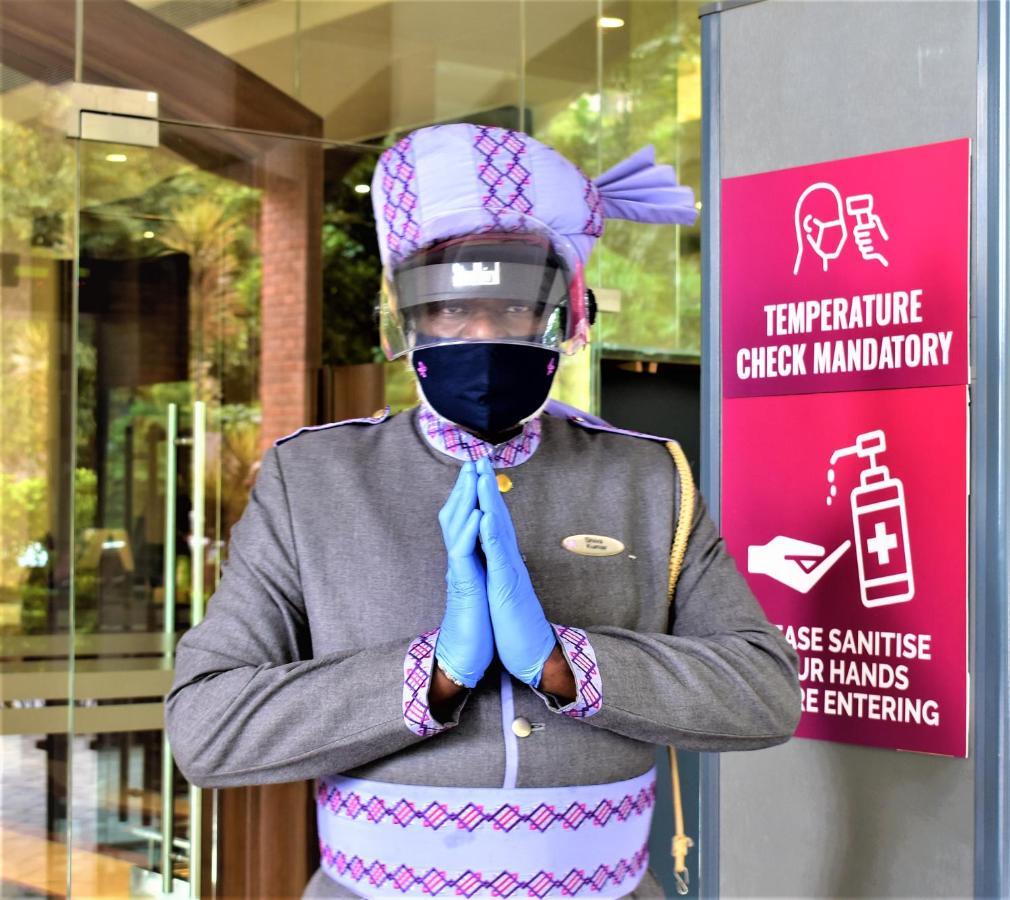 Hotel Royal Orchid Bangalore Luaran gambar