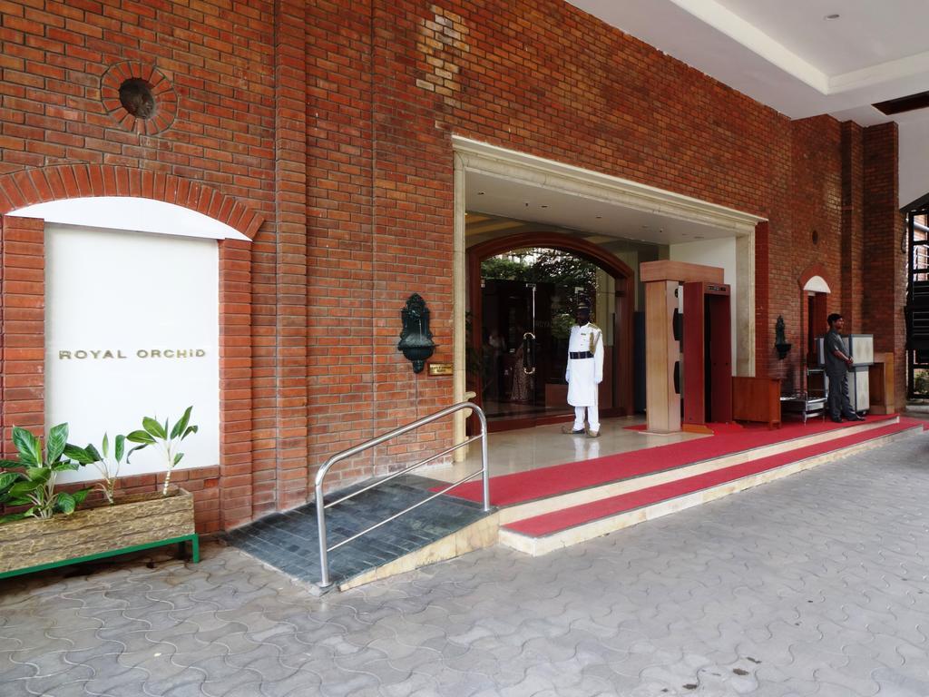 Hotel Royal Orchid Bangalore Luaran gambar