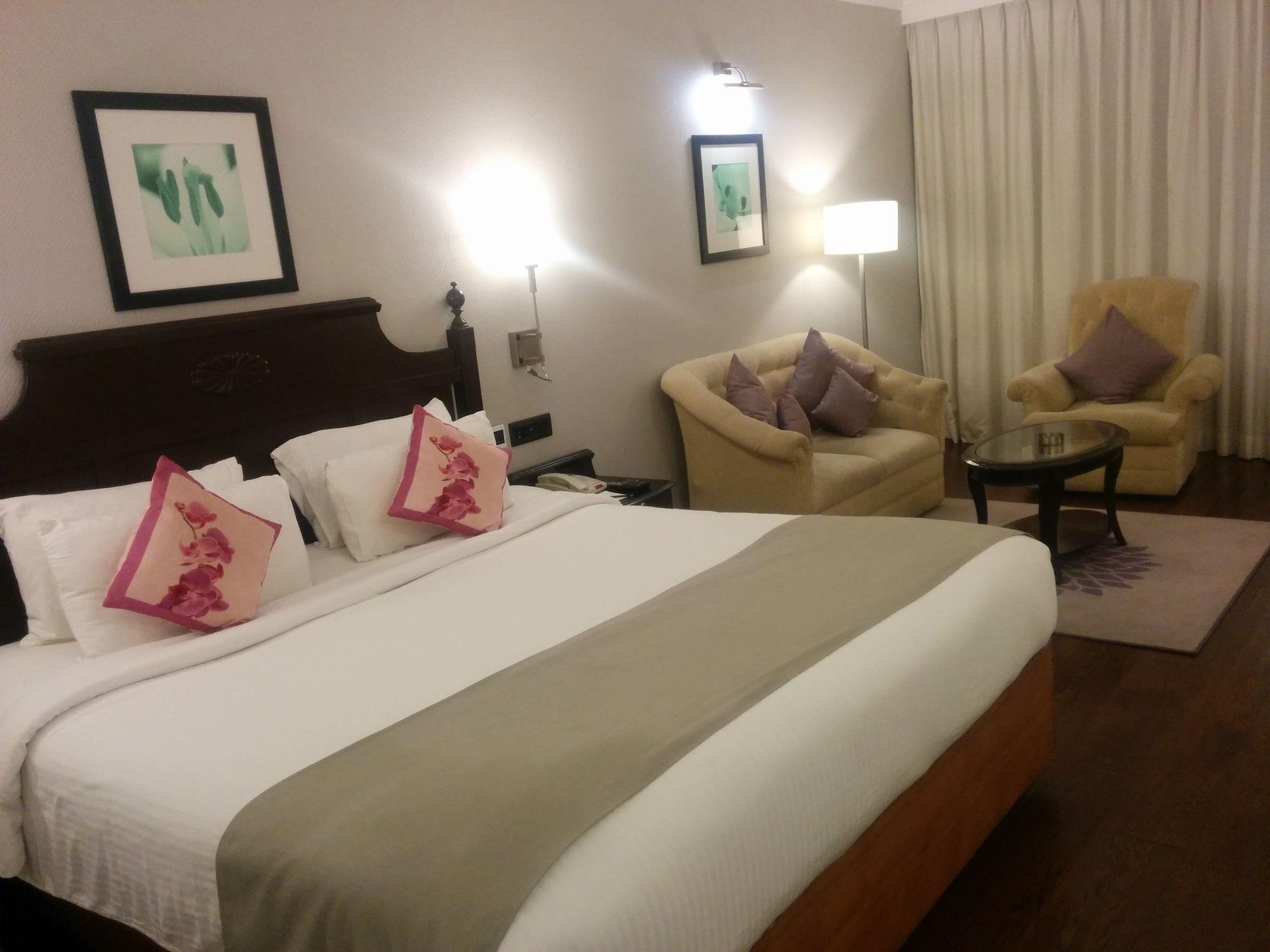 Hotel Royal Orchid Bangalore Luaran gambar