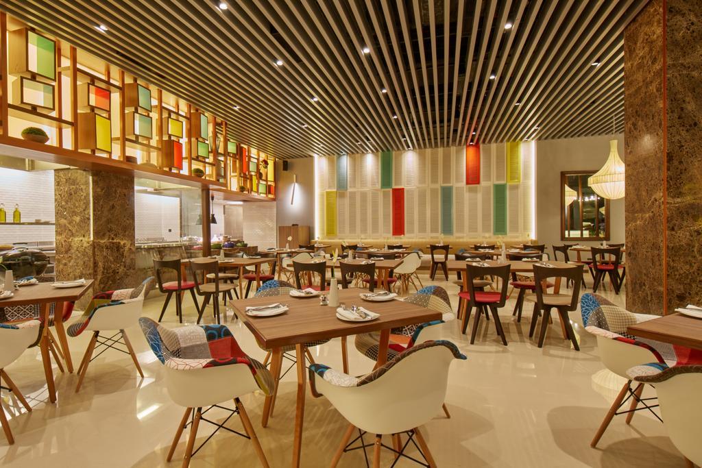 Hotel Royal Orchid Bangalore Luaran gambar
