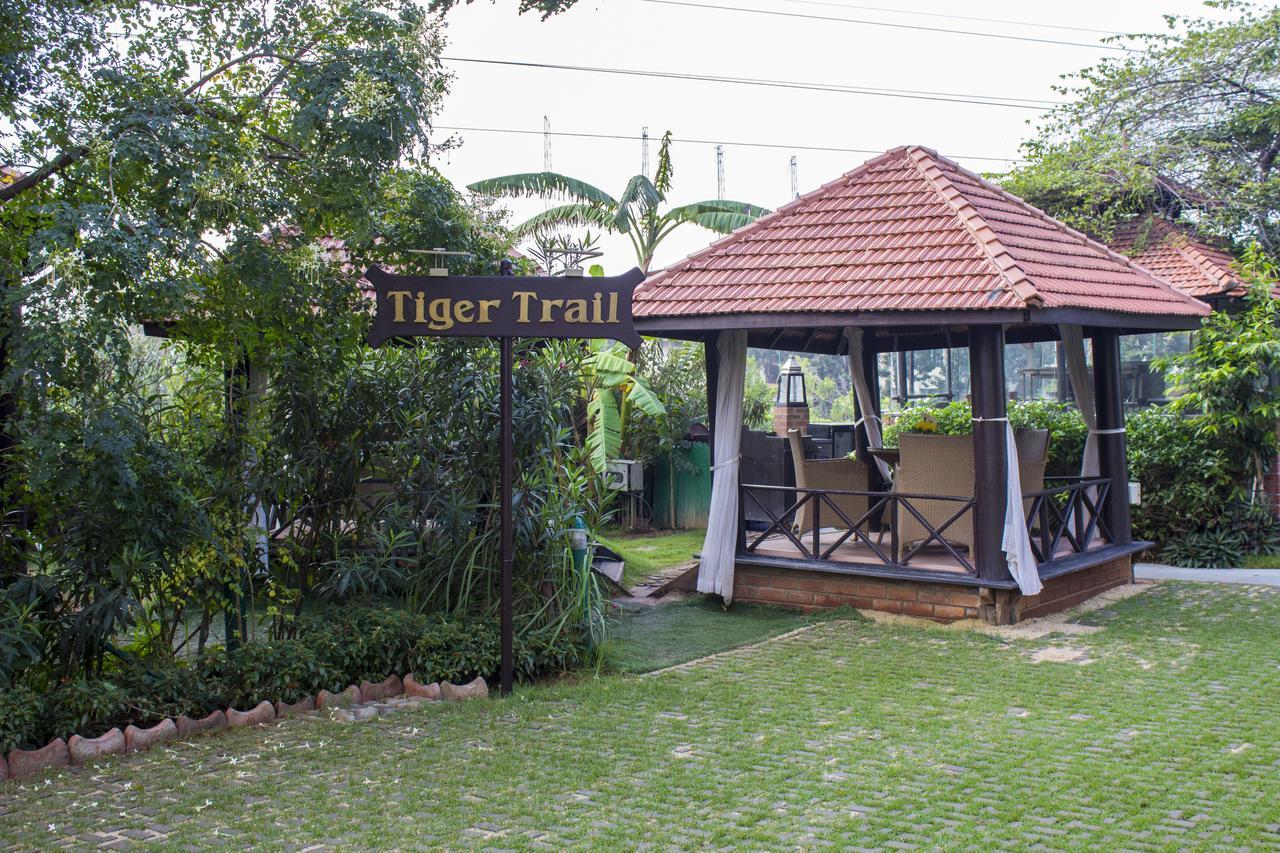 Hotel Royal Orchid Bangalore Luaran gambar