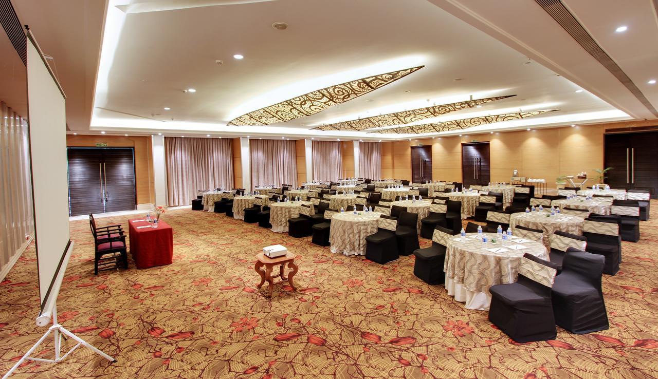 Hotel Royal Orchid Bangalore Luaran gambar